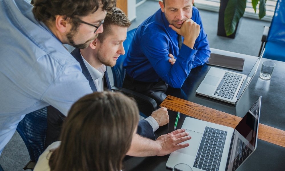 Logo Eğitim Hizmetleri